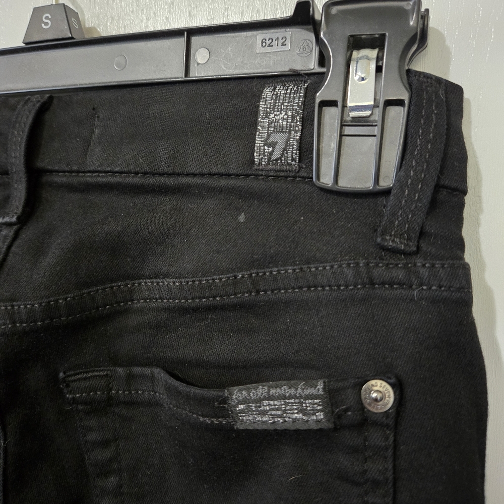 7ForAllMankind High Rise Skinny Jean - Picture 6 of 6